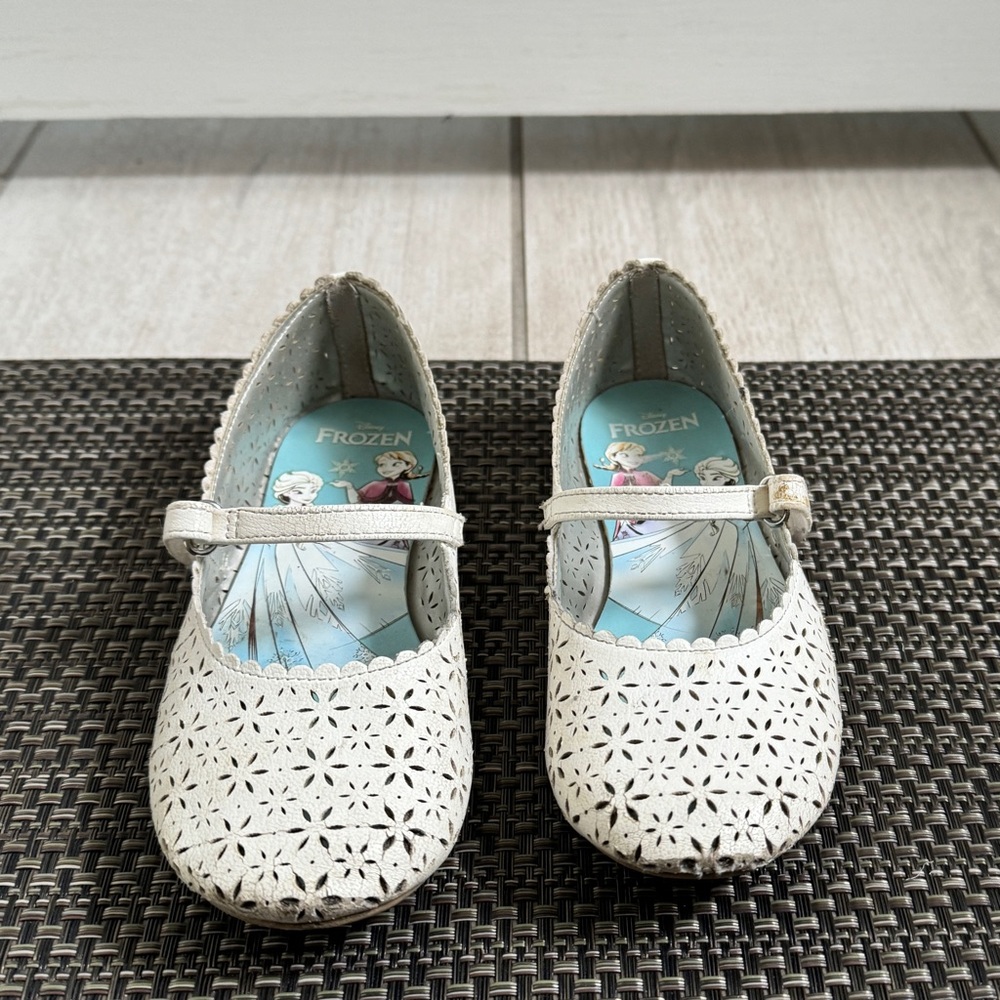 🔵 3 for $9 Disney Frozen Girls Sz 11 Shoes